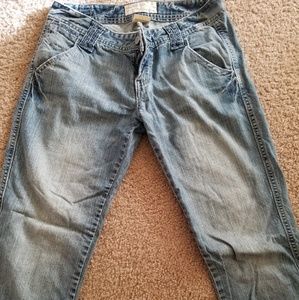 Maurices Jean Capris